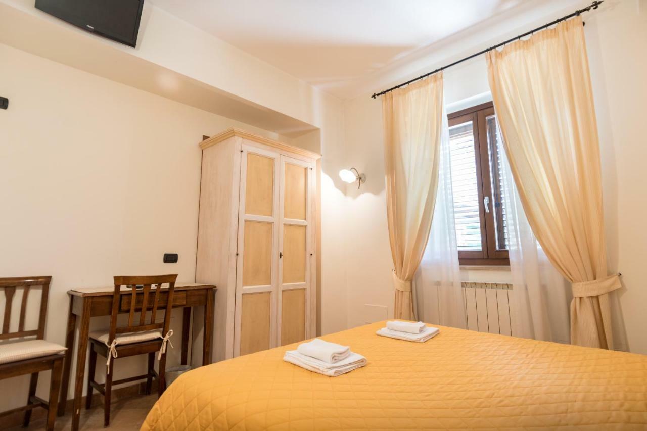 Bed & Breakfast Al Pian D'Ассизи Экстерьер фото